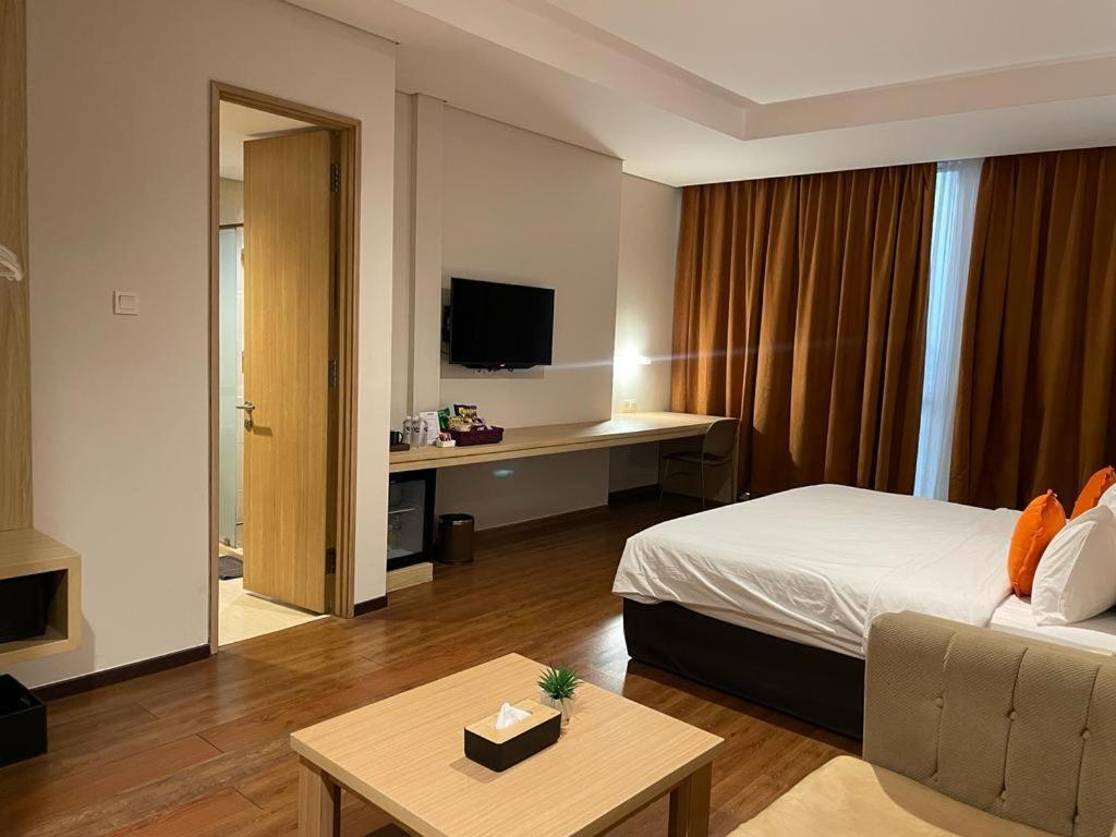 ג'קרטה Grand G7 Hotel Pasar Baru מראה חיצוני תמונה